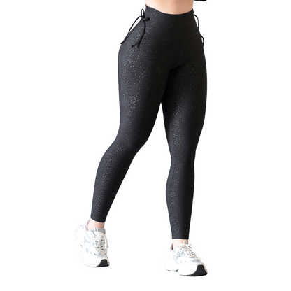 Leggings Deportivos para Mujer Fitness:  Efecto Push Up, Cintura Alta, Textil Lycra Transpirable con Relieves Mini Print, Color Negro | Adriana Olimpo