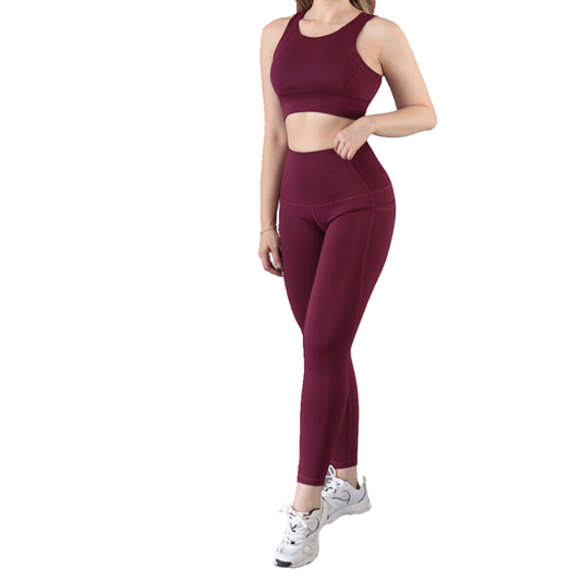 Conjunto Deportivos para Mujer Fitness: Top Con Copas, Efecto Básico, Cintura Alta, Textil Lycra Transpirable, Acabado Liso, Color Guinda | Adriana Olimpo