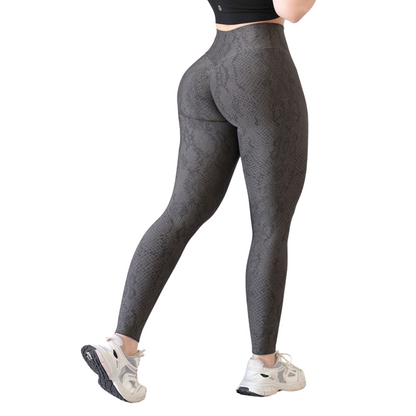 Leggings Deportivos para Mujer Fitness: Efecto Push Up, Cintura Alta, Textil Lycra Transpirable con Acabado Liso Reptil, Color Gris | Adriana Olimpo