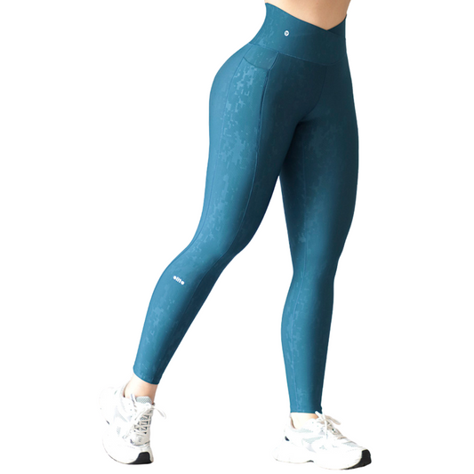 Leggings Deportivos para Mujer Fitness: Efecto Básico, Cintura Alta, Con Bolsillos Laterales, Textil Lycra Transpirable con Relieve de Pixel, Color Azul | Adriana Olimpo