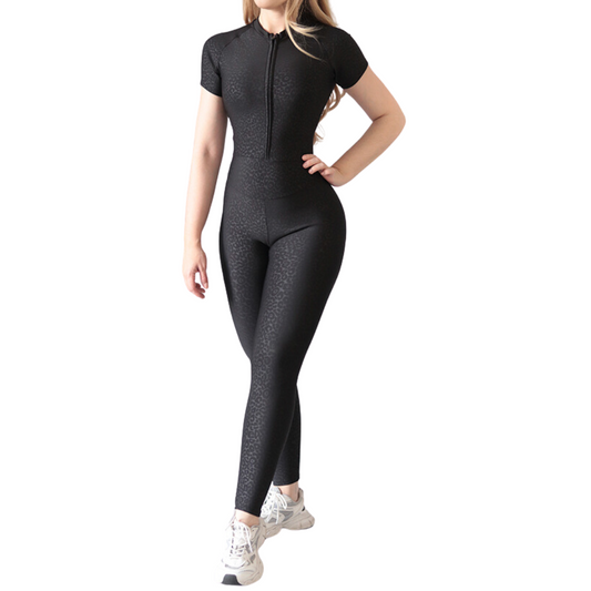 Enterizo Deportiva para Mujer Fitness: Ajuste perfecto, Textil Lycra Transpirable con Acabado Texturizado Leopardo, Color Negro | Adriana Olimpo