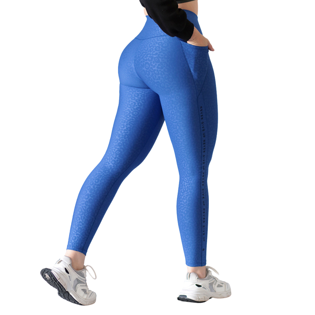 Leggings Deportivos para Mujer Fitness: Efecto Básico, Cintura Alta, Con Bolsillos Laterales, Textil Lycra Transpirable con Relieves Leopardo,  Color Azul Indigo | Adriana Olimpo