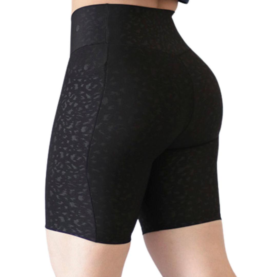 Short Biker Deportivos para Mujer Fitness: Efecto Push Up, Cintura Alta, Textil Lycra Transpirable Texturizado con Relieves Arena, Color Negro | Adriana Olimpo