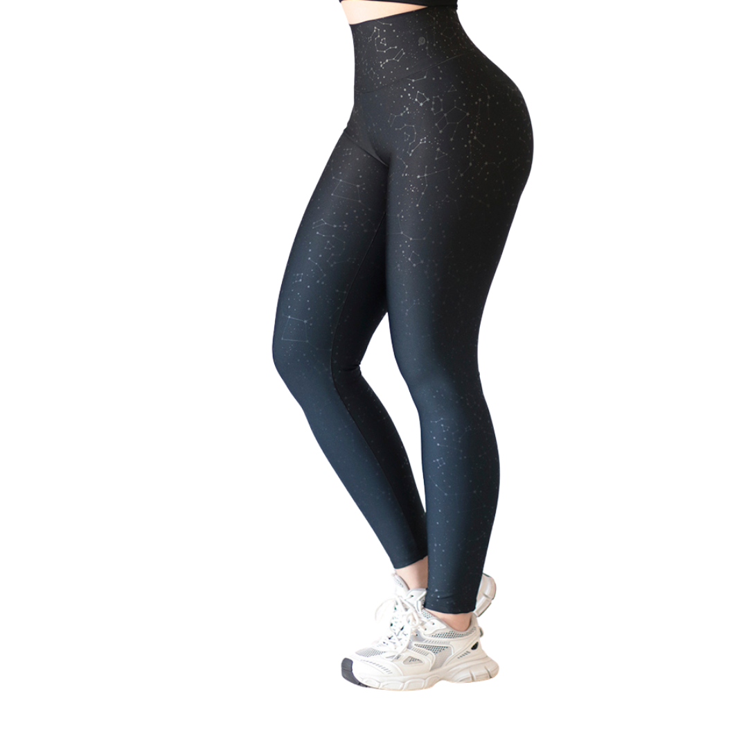 Leggings Deportivos para Mujer Fitness:  Efecto Push Up, Cintura Alta, Textil Lycra Transpirable con Destellos Reflectantes✨ y Relieves de Galaxia, Color Azul Profundo Degradado | Adriana Olimpo