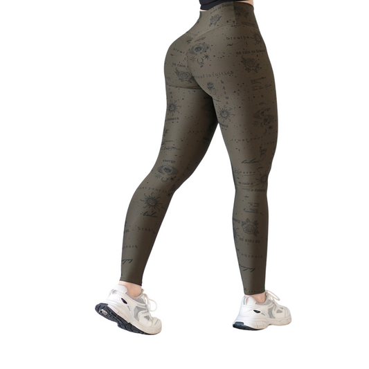 Leggings Deportivos para Mujer Fitness: Efecto Push Up, Cintura Alta, Textil Lycra Transpirable con Acabado Liso, Color Verde Militar| Adriana Olimpo