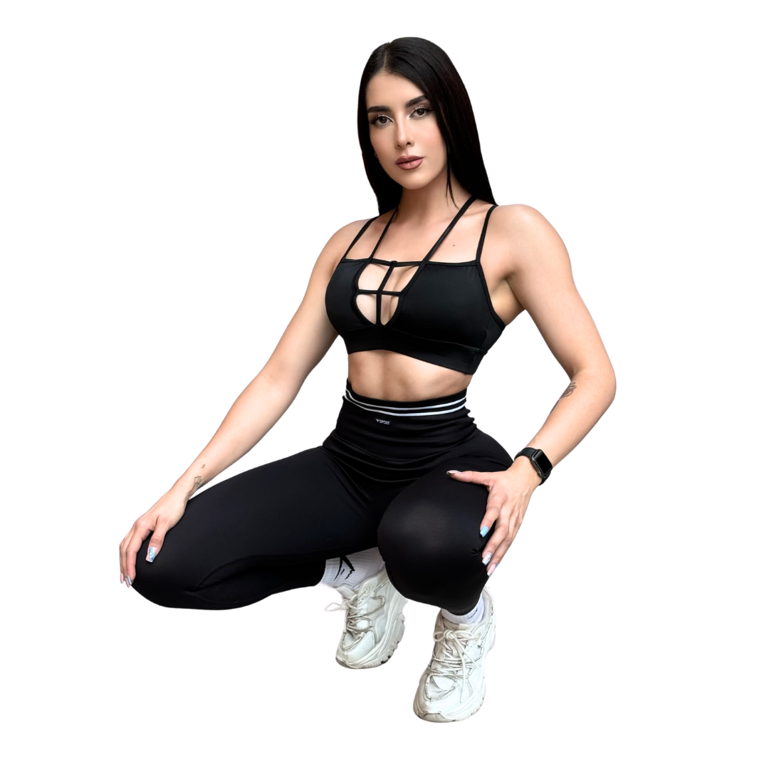 Top para Mujer Fitness: Efecto Alto Impacto, Ajuste Perfecto, Textil Liso Transpirable, Color Negro Profundo | Adriana Olimpo