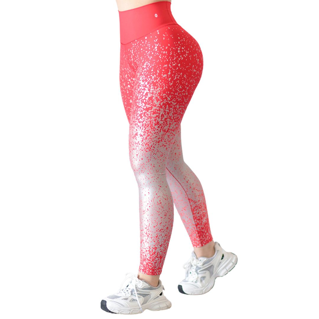 Leggings Deportivos para Mujer Fitness:  Efecto Push Up, Cintura Alta, Textil Lycra Transpirable con Destellos Reflectantes✨ y Relieves, Color Rojo/Plata | Adriana Olimpo