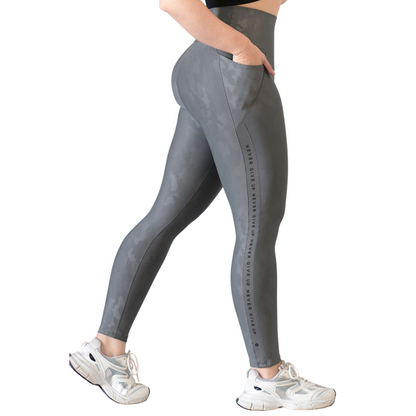 Leggings Deportivos para Mujer Fitness: Efecto Básico, Cintura Alta, Con Bolsillos Laterales, Textil Lycra Transpirable con Relieves Camu, Color Gris | Adriana Olimpo